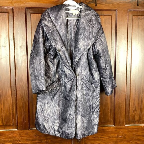 Michael Kors Long Collared Fur Print Gray Clasp Puffer Jacket | Sz M - Picture 1 of 9